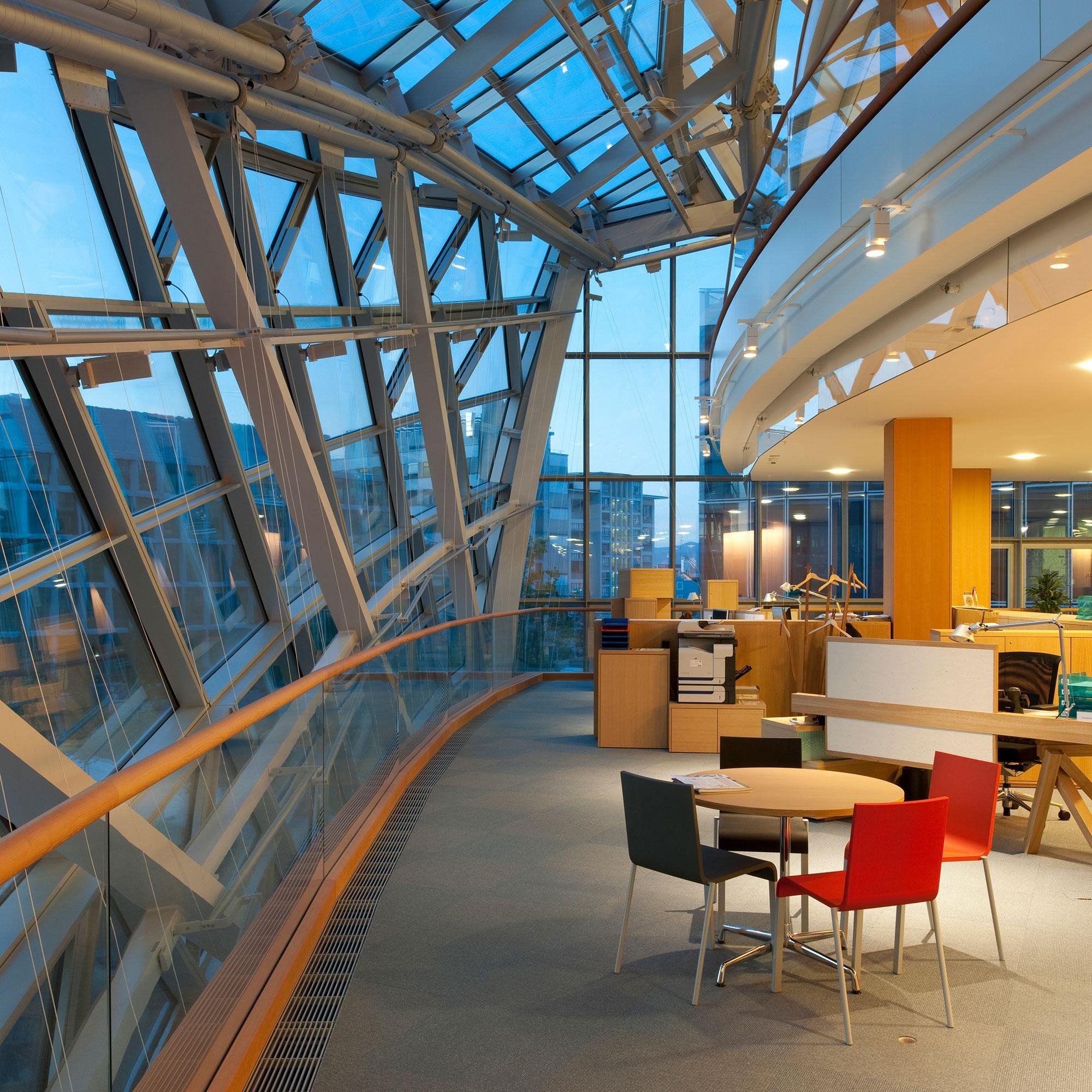 开云（中国） - 坐具|餐椅|办公家具|设计师家具|.03 堆叠椅